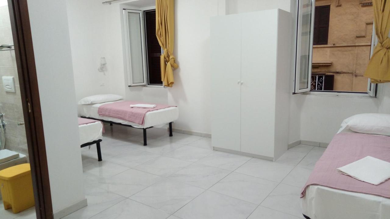 Roma Hotel Srls Bagian luar foto